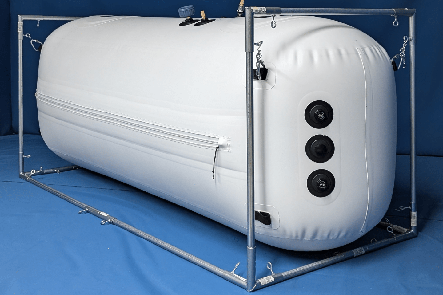 newtowne hyperbarics hbot therapy unit back view