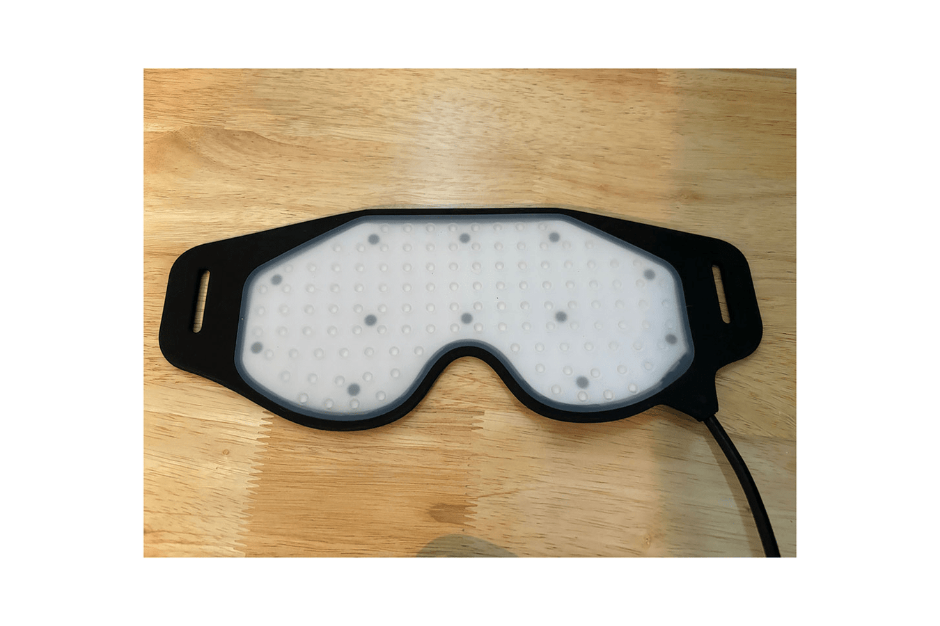 Red Light Face Mask with Silicone by LS Pro Systems Inside