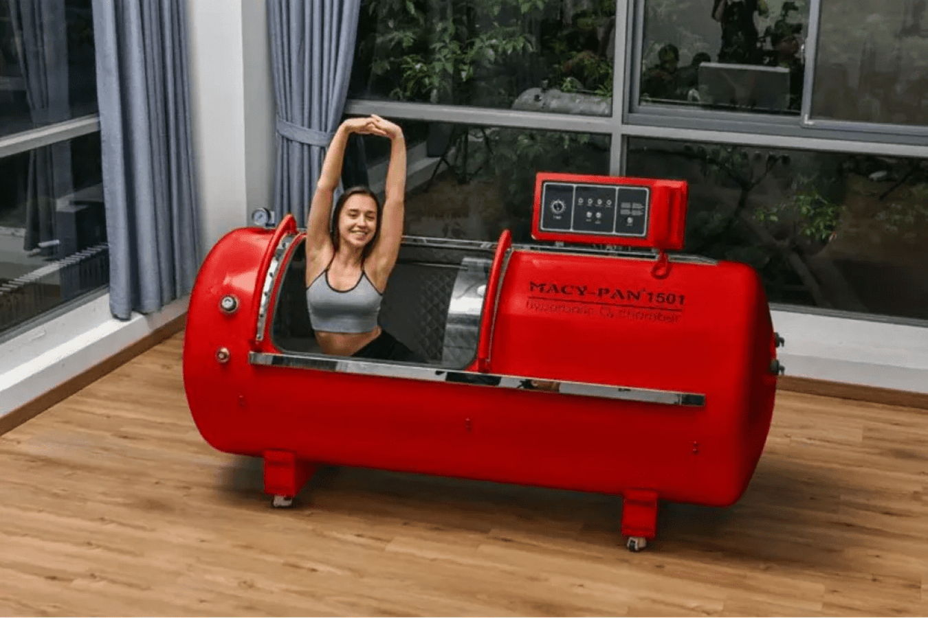 Digital Display Technology is one of Macy Pan Hard Hyperbaric Features