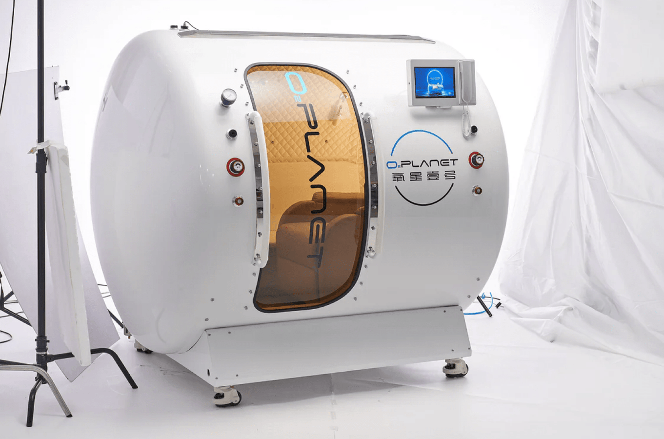 Macy Pan 2 Person Hyperbaric Chamber with external digital display