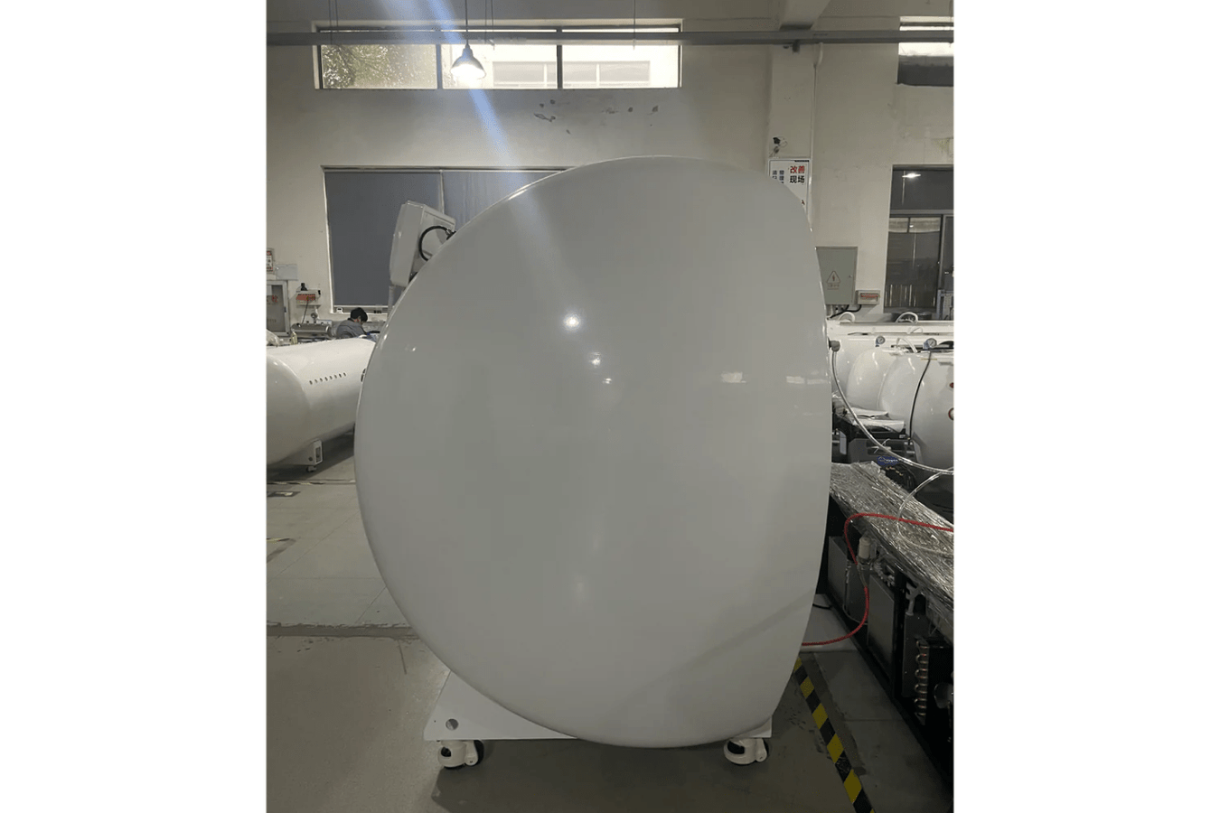 Macy Pan 2 Person Hyperbaric Chamber side view
