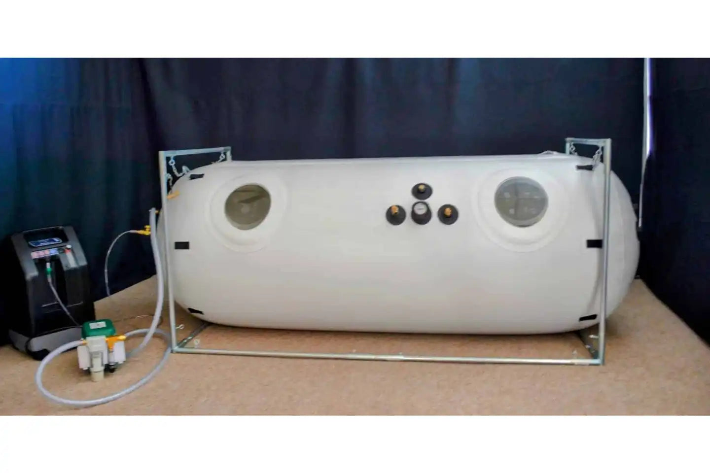 Newtowne Hyperbarics C4-40 Hyperbaric Chamber full set view