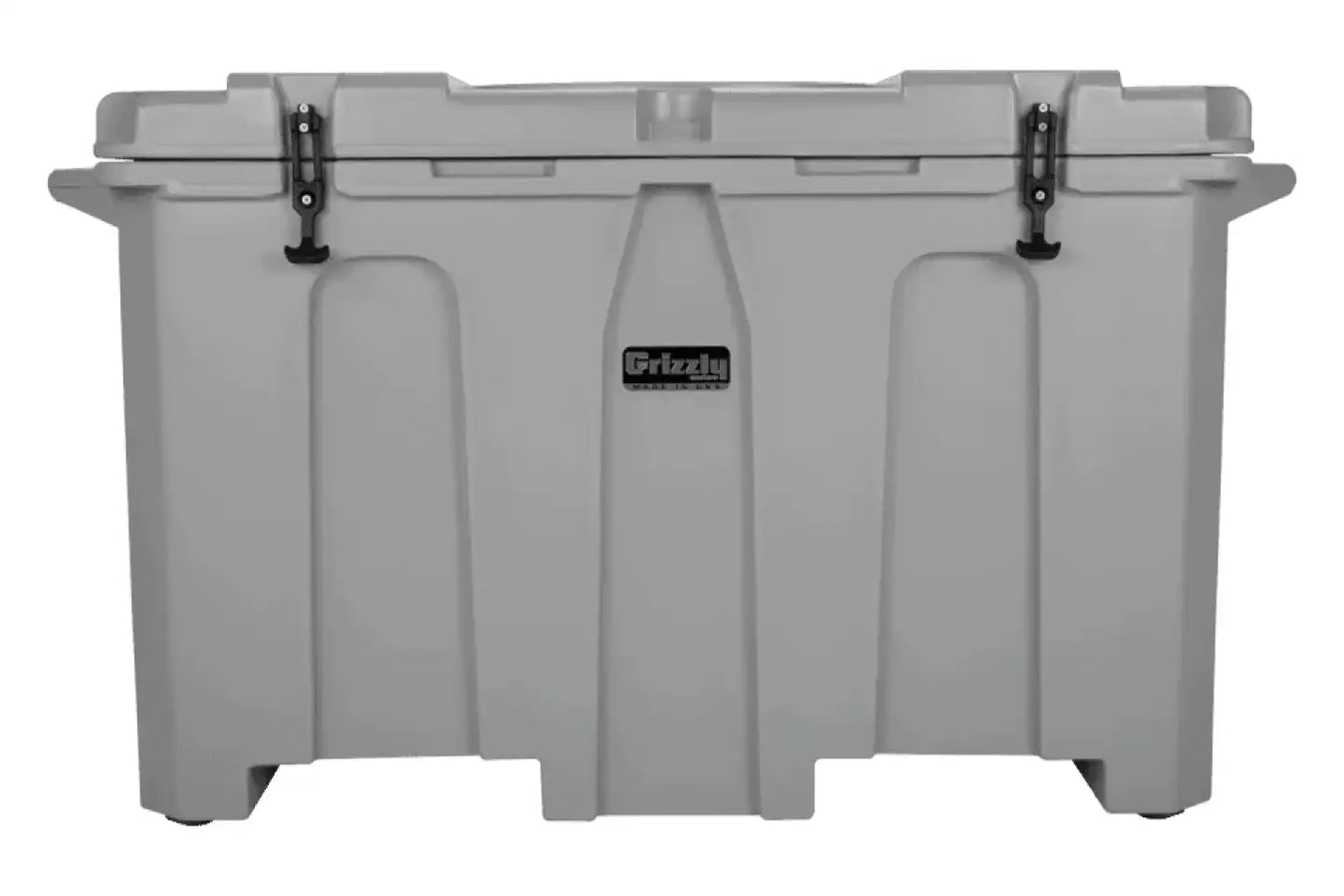 Penguin Chillers Cold Bath Tub, using easy interlocking design to securely lock the tub