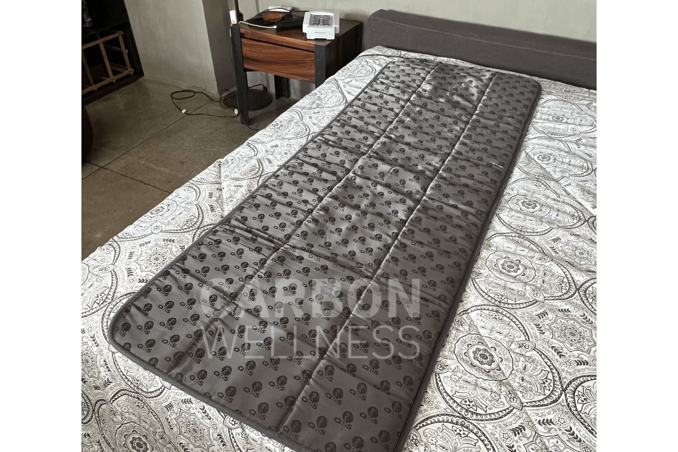 QRS Mat on bed closeup 