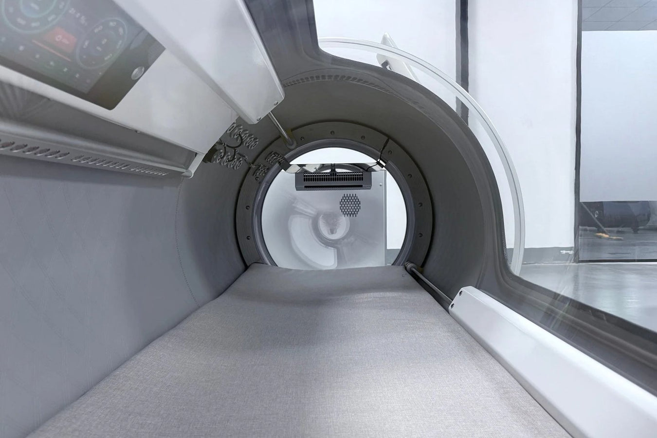 OXYREVO Quest36 Pro 2ATA Hard Hyperbaric Chamber