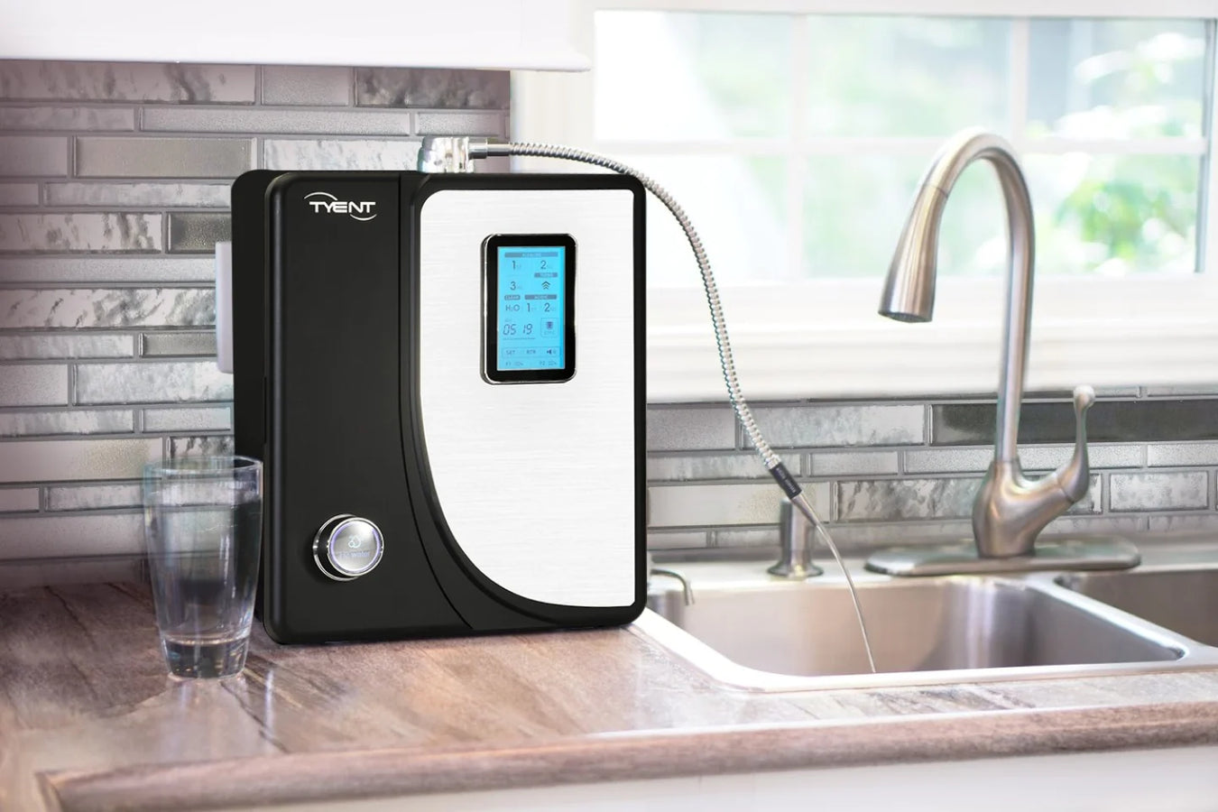 Tyent Hydrogen Water Machine in use